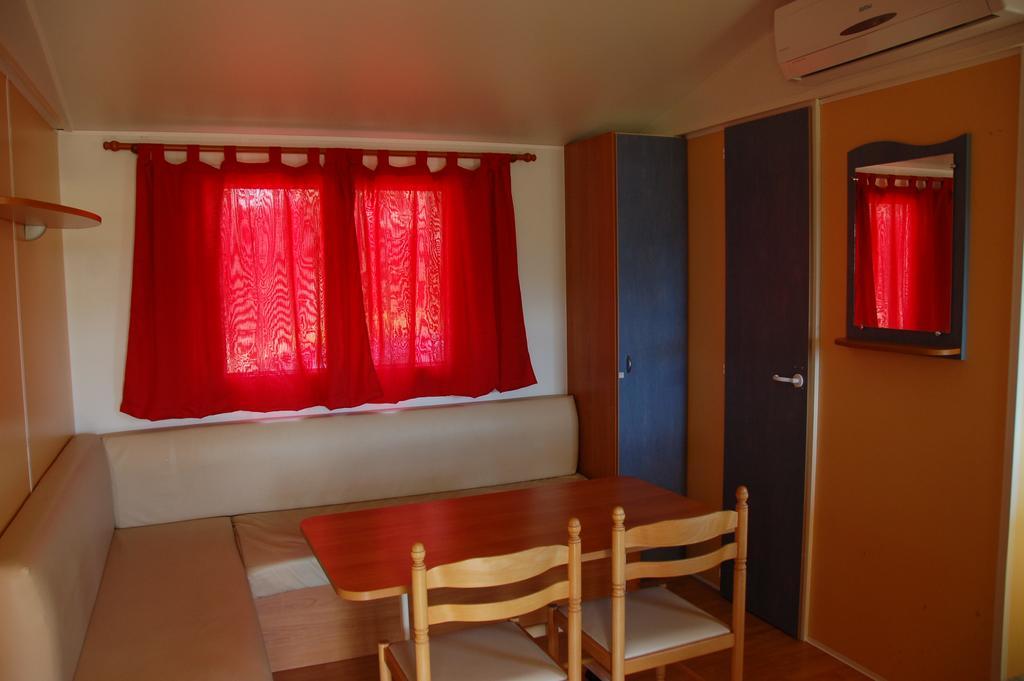 Camping Terra Alta Bot Zewnętrze zdjęcie